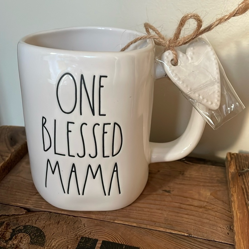 One Blessed Mama mug with Charm! - Picture 1 of 1